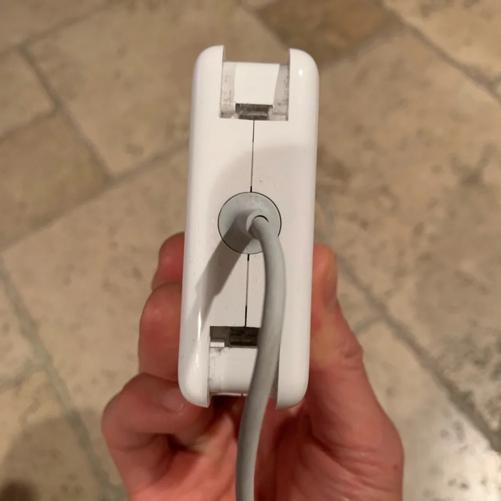 Apple MagSafe 2 Adapter for MacBook